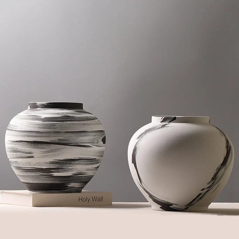 Large Nordic Minimal Vase