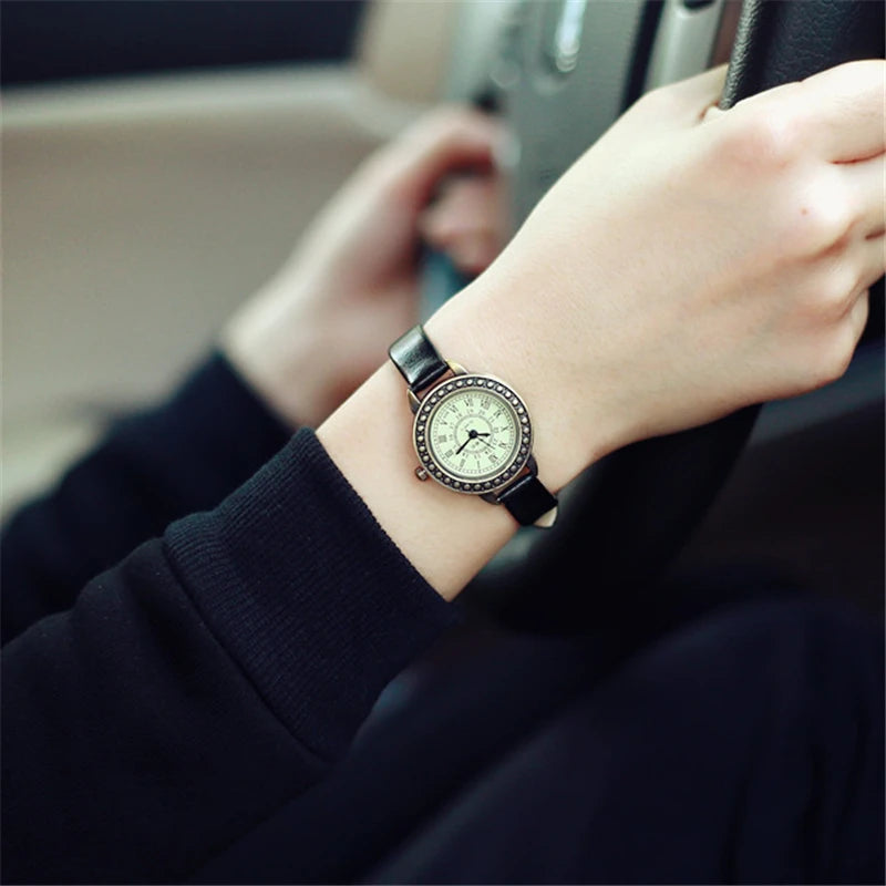Women’s PU Roman-Scale Watch