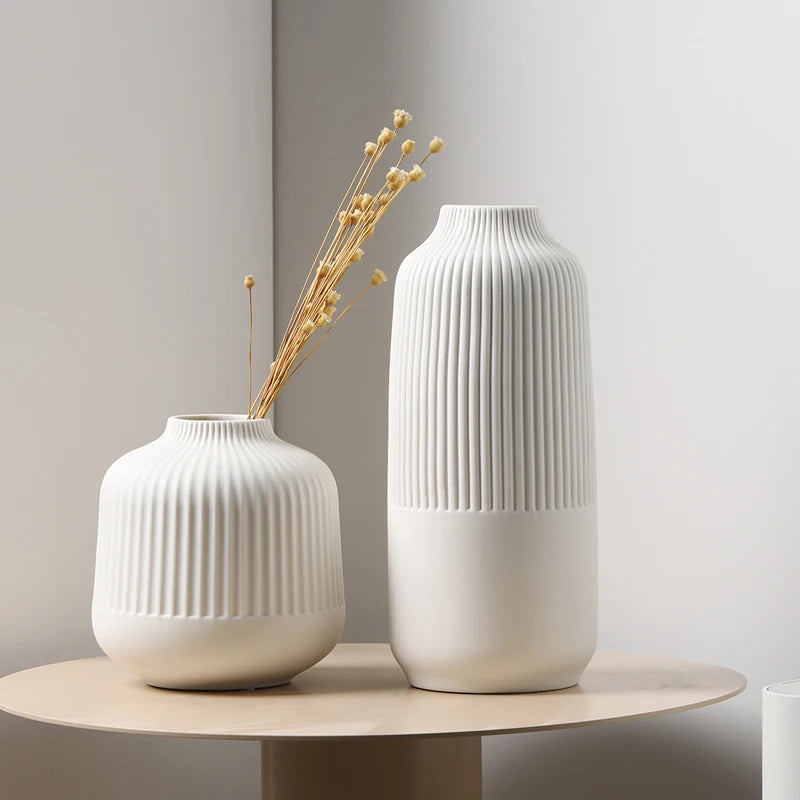 Elegant Light-Luxury Vase