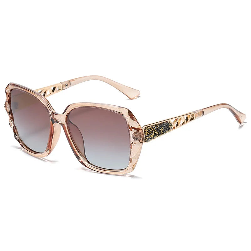 New Ladies' Sunglasses with High Sense and Diamond-encrusted Sunglasses Protect against Ultraviolet Rays in Summer.