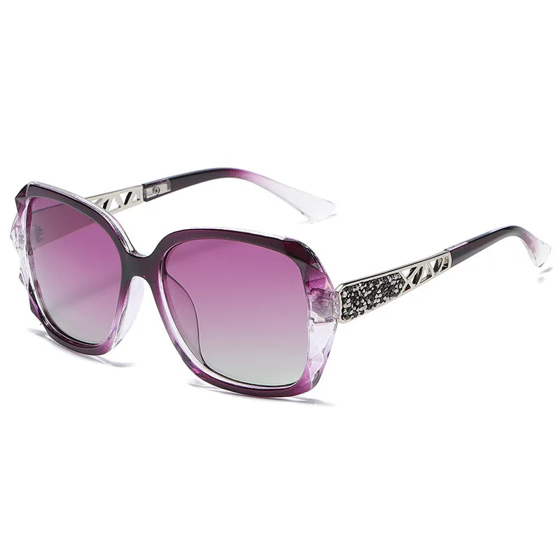 New Ladies' Sunglasses with High Sense and Diamond-encrusted Sunglasses Protect against Ultraviolet Rays in Summer.