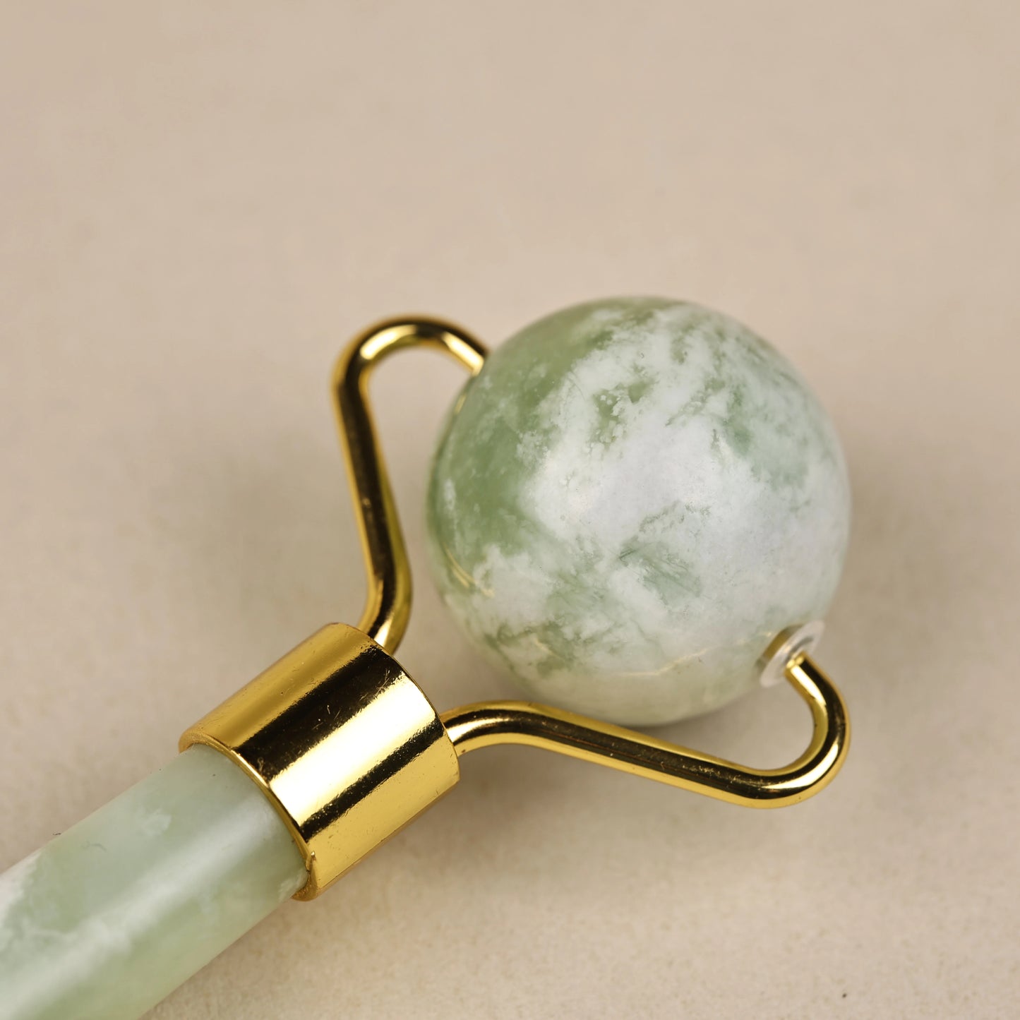 Jade Face Roller