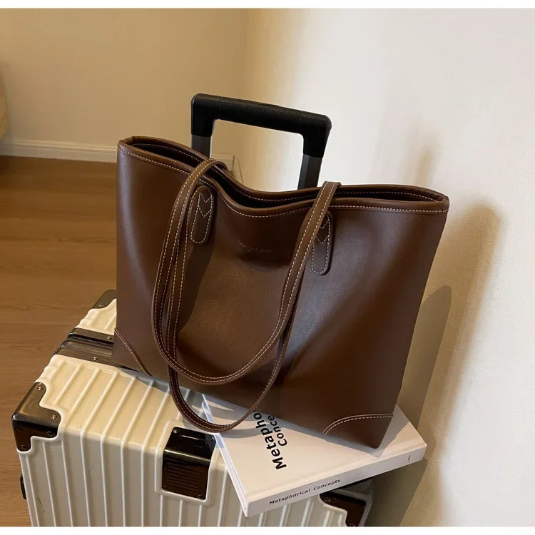 Stylish Large Tote (Women)