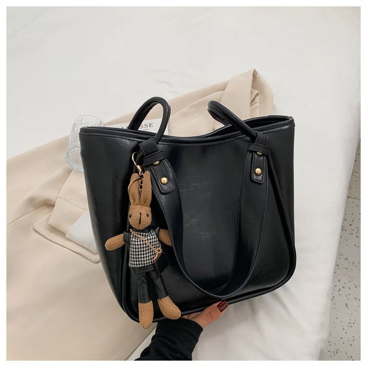 Retro Bucket Tote 2025