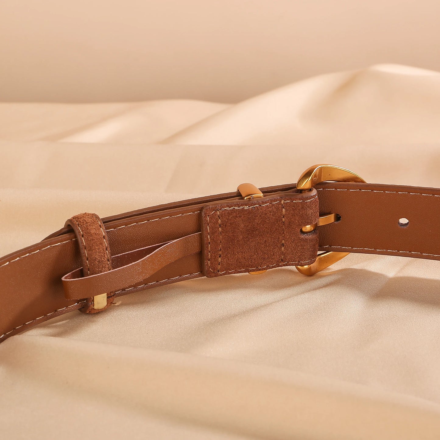 Luxurious leather belt for women, vintage style 2.8 width suitable for jeans and skirts