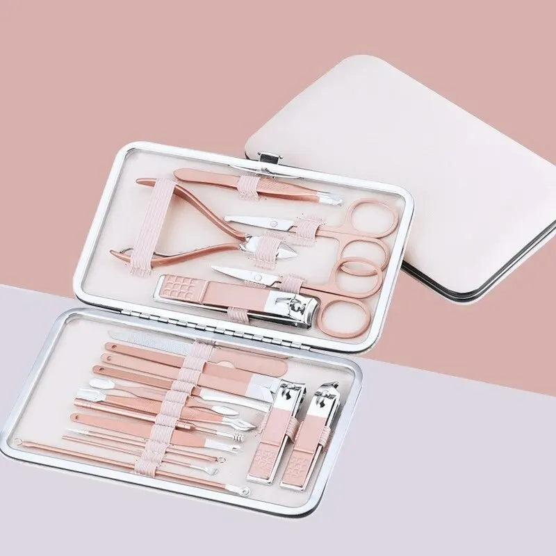 Manicure–Pedicure 18-Piece Set