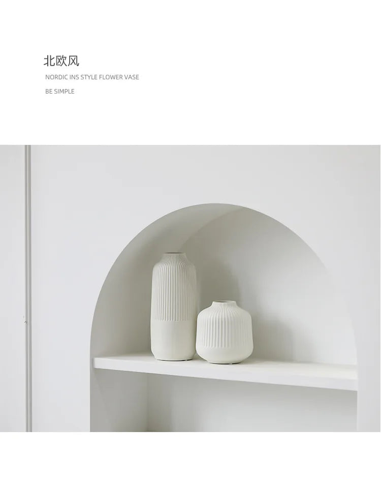 Elegant Light-Luxury Vase