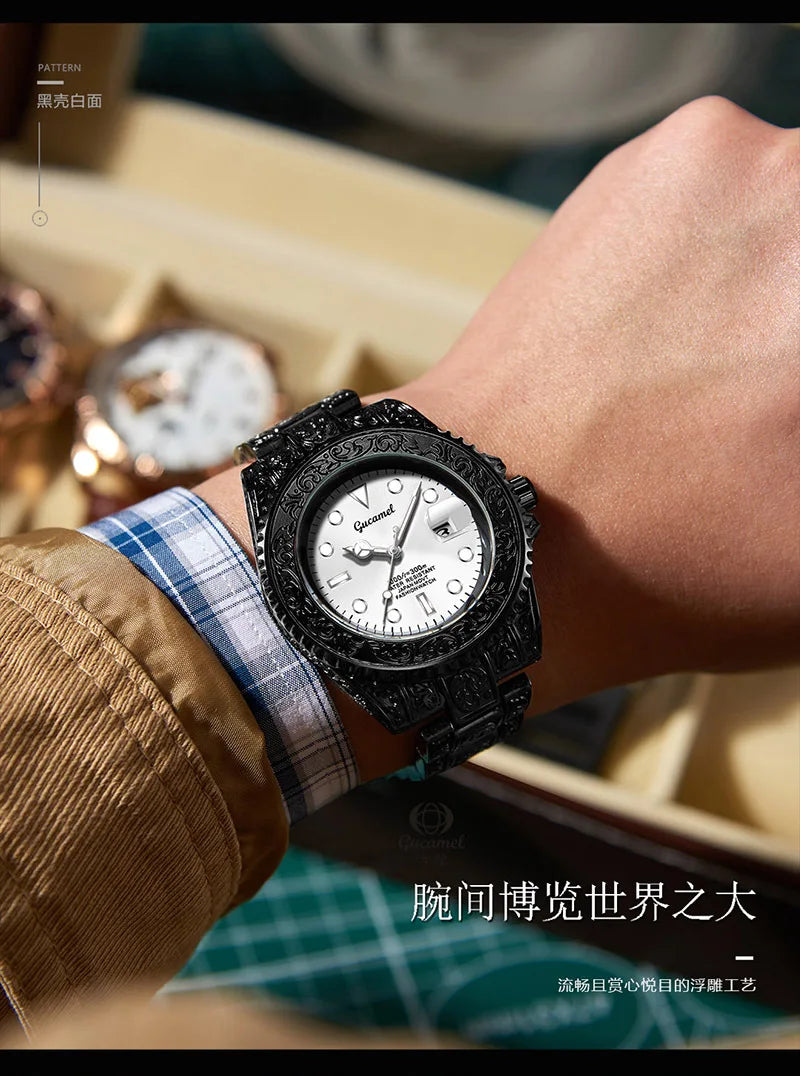 Men’s Vintage Engraved Watch